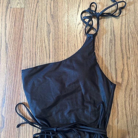Never worn Good American swimsuit size 6 - Picture 5 of 7